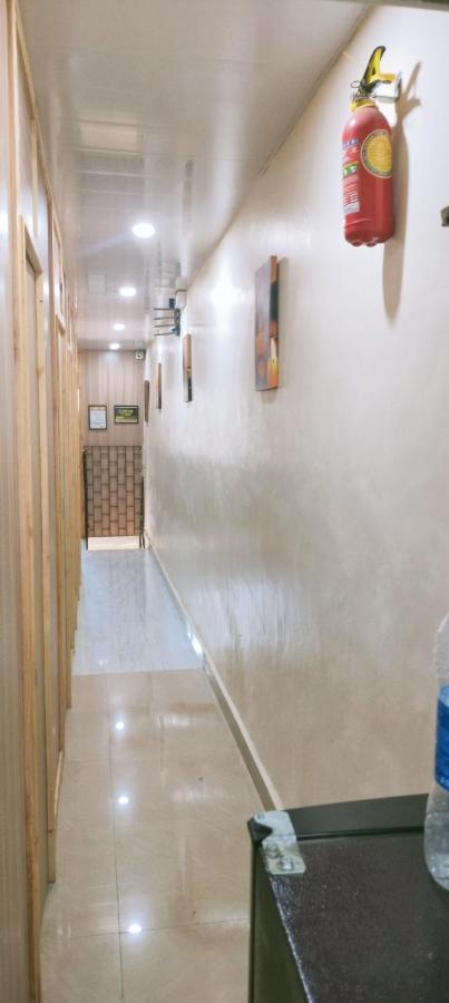Royal Cabin Stay Bombay Eksteriør billede